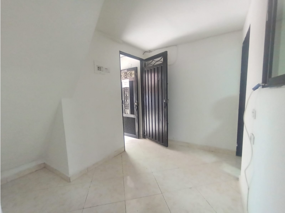 APARTAMENTO EN VENTA EN CALASANZ MEDELLÍN, PRIMER PISO