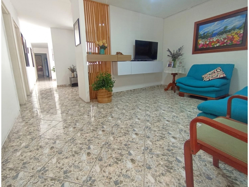 Casa en PRIMER PISO en barrio SANTA FE Medellín
