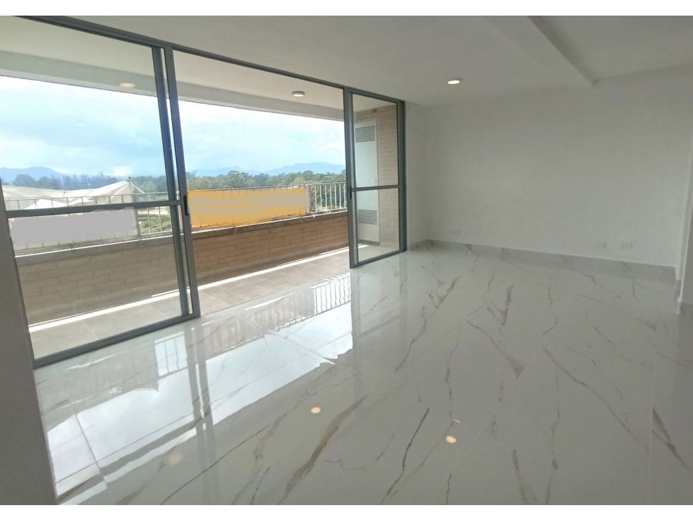 Apartamento en venta en RIONEGRO Barro Blanco, Espectacular VISTA — foto 2