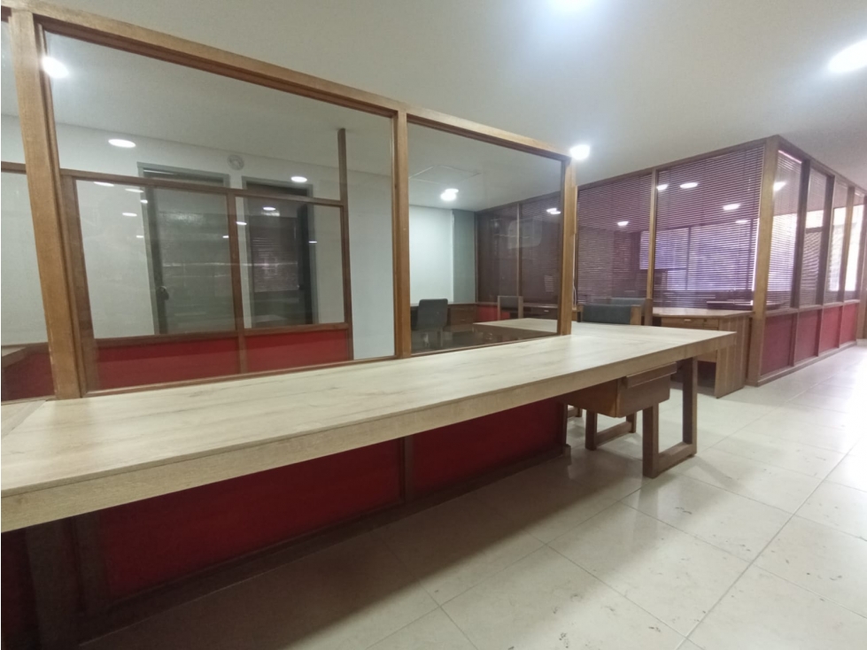 OFICINA EN VENTA EN LA VILLA DE ABURRÁ, CASTELLANA MEDELLÍN — foto 4