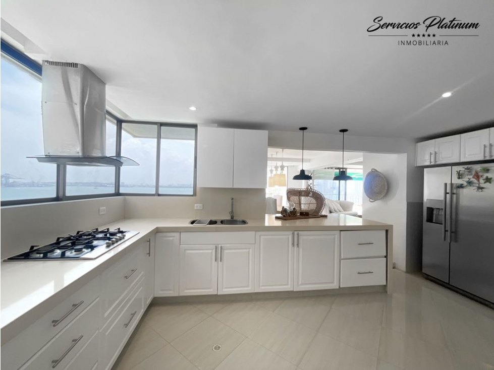 Apartamento con vista directa a la bahia y cuatro cuartos con baño — foto 6