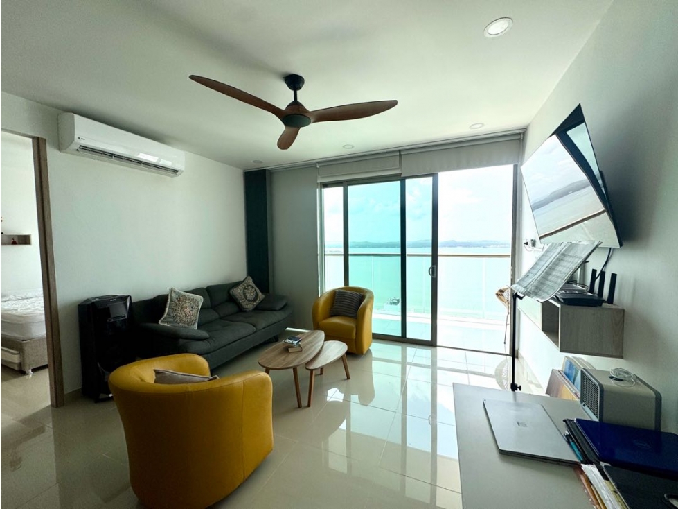A apartamento de dos habitaciones en Castillo con vista al mar — foto 4