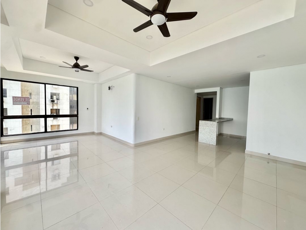 Apartamento en venta de 4 habitaciones remodelado — foto 4