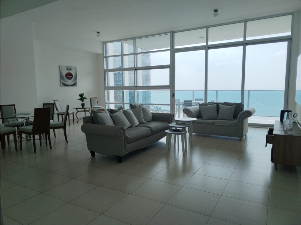 AVE BALBOA ALQUILO ELEGANTE APARTAMENTO MTS