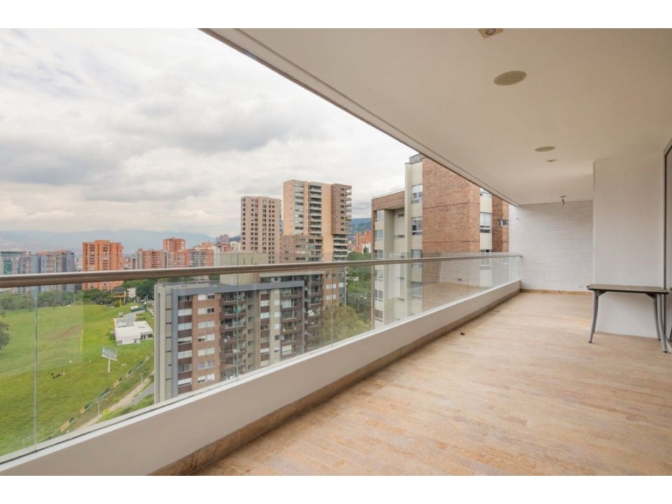 ARRIENDO APTO BALSOS