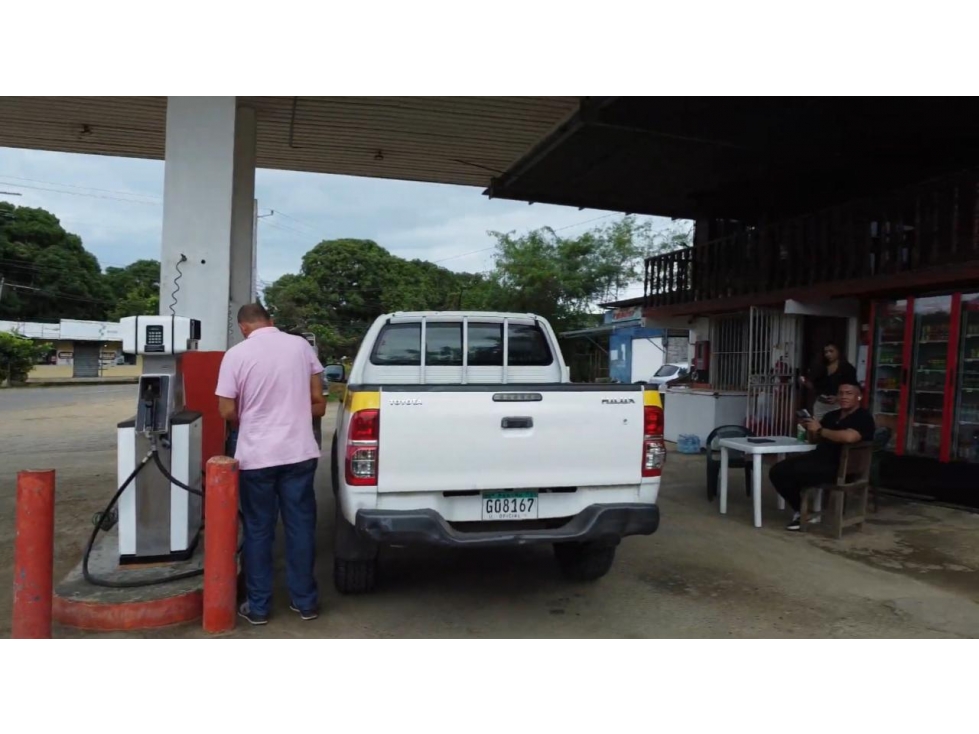 Venta de terreno con negocio, Los Santos Tonosí - 1