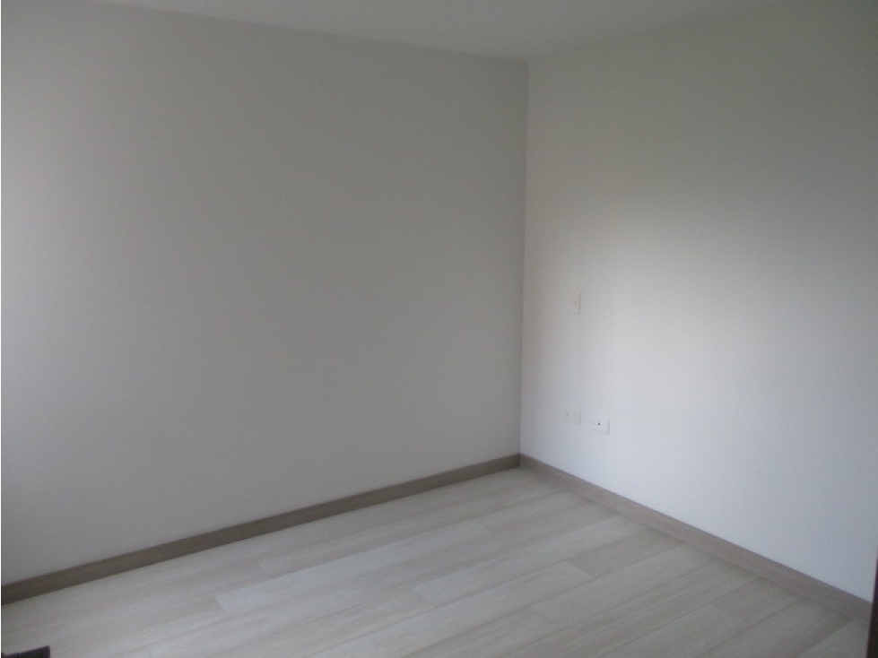 APARTAMENTO VENTA / SABANETA, ALTO DE LAS FLORES — foto 2