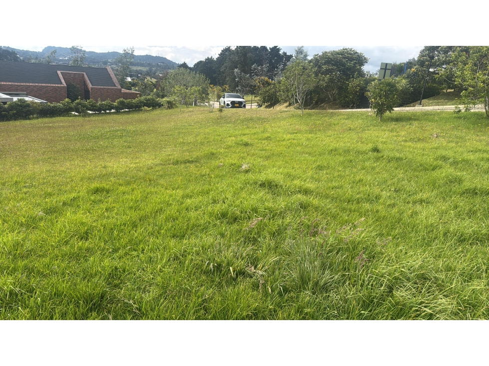 Venta de lote en Alto de las Palmas, sector Acuarela — foto 5