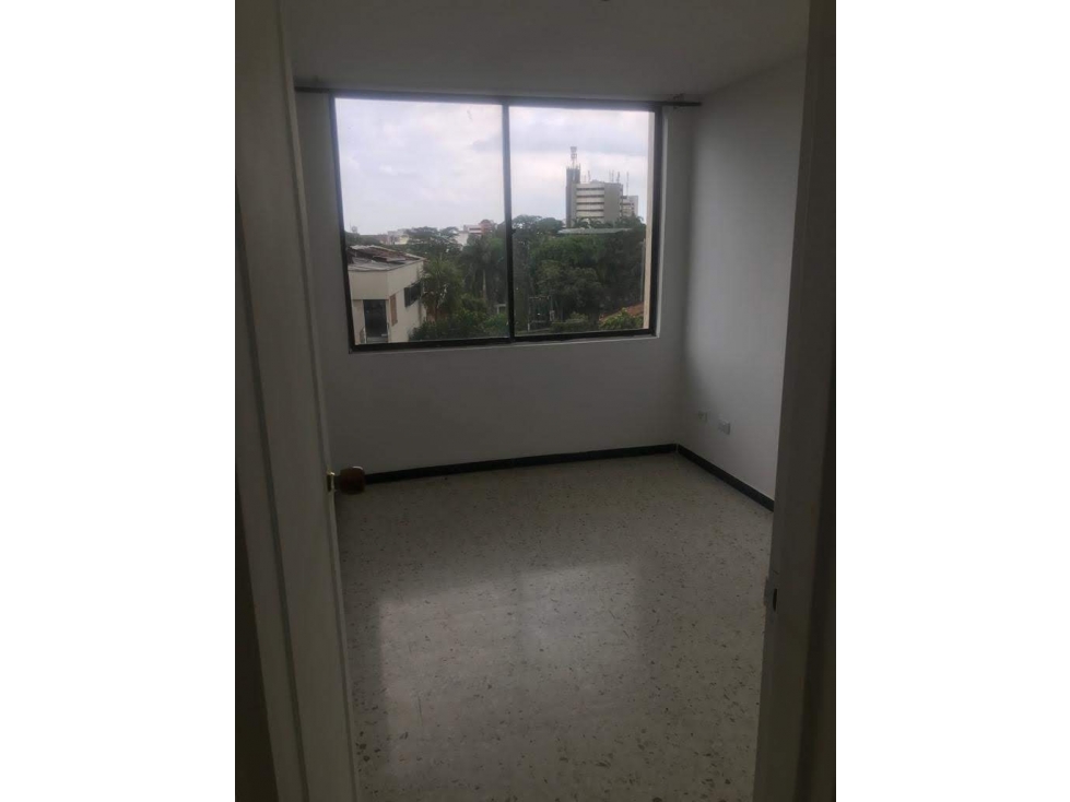 VENDO APARTAMENTO 1er PISO BARRIO GRANADA WM 10129282 — foto 4