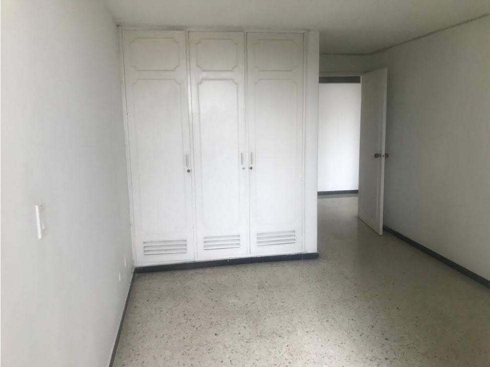 VENDO APARTAMENTO 1er PISO BARRIO GRANADA WM 10129282 — foto 6