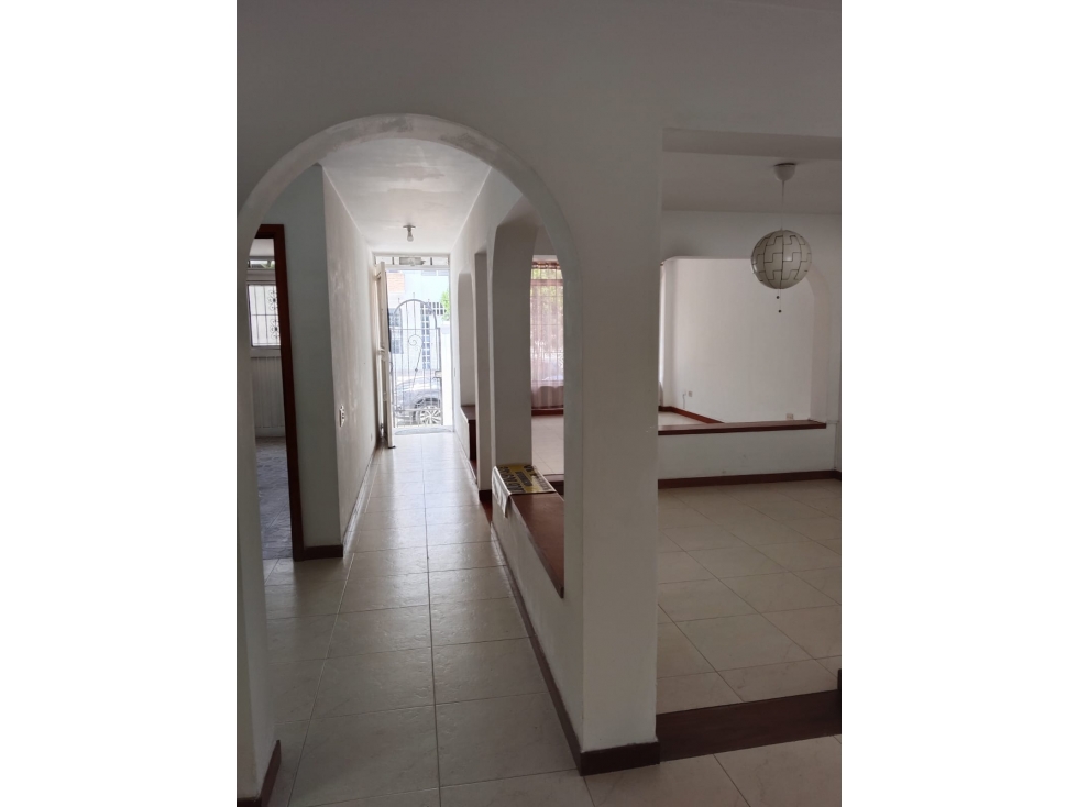 VENTA CASA PRADOS DEL LIMONAR CALI W9495106EL