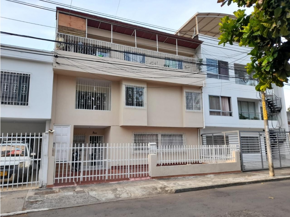 SE VENDE CASA DE 3 PISOS EN CAPRI GV10129464