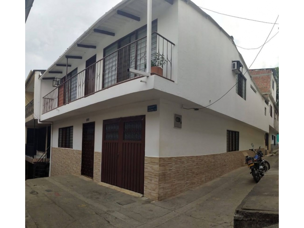 VENDO CASA ESQUINERA EXTERNA URBANIZACIÓN CAÑAVERALEJO GV 9575760