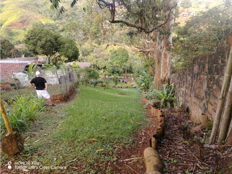 VENDO FINCA EN LA BUITRERA