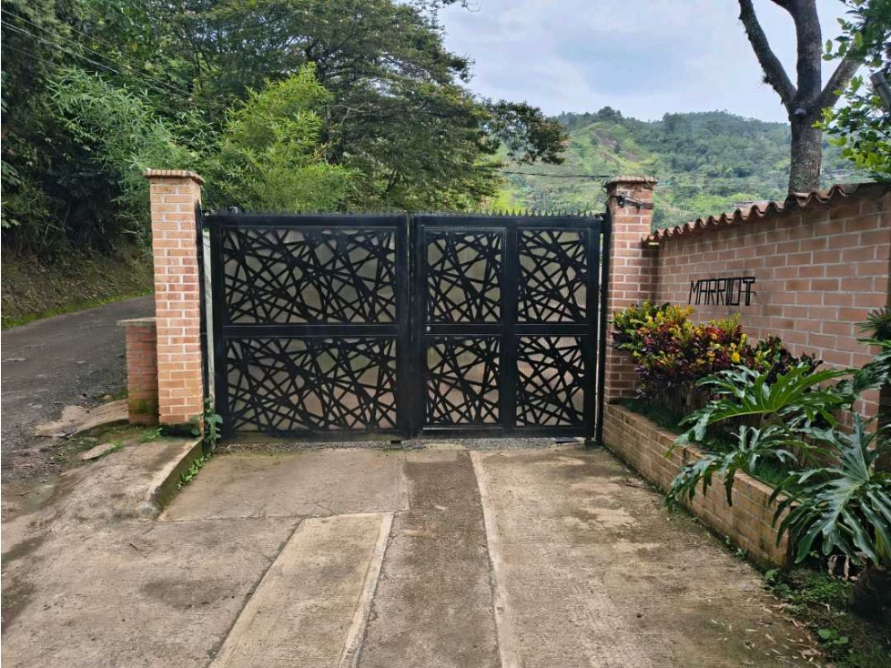 VENDO CASA
