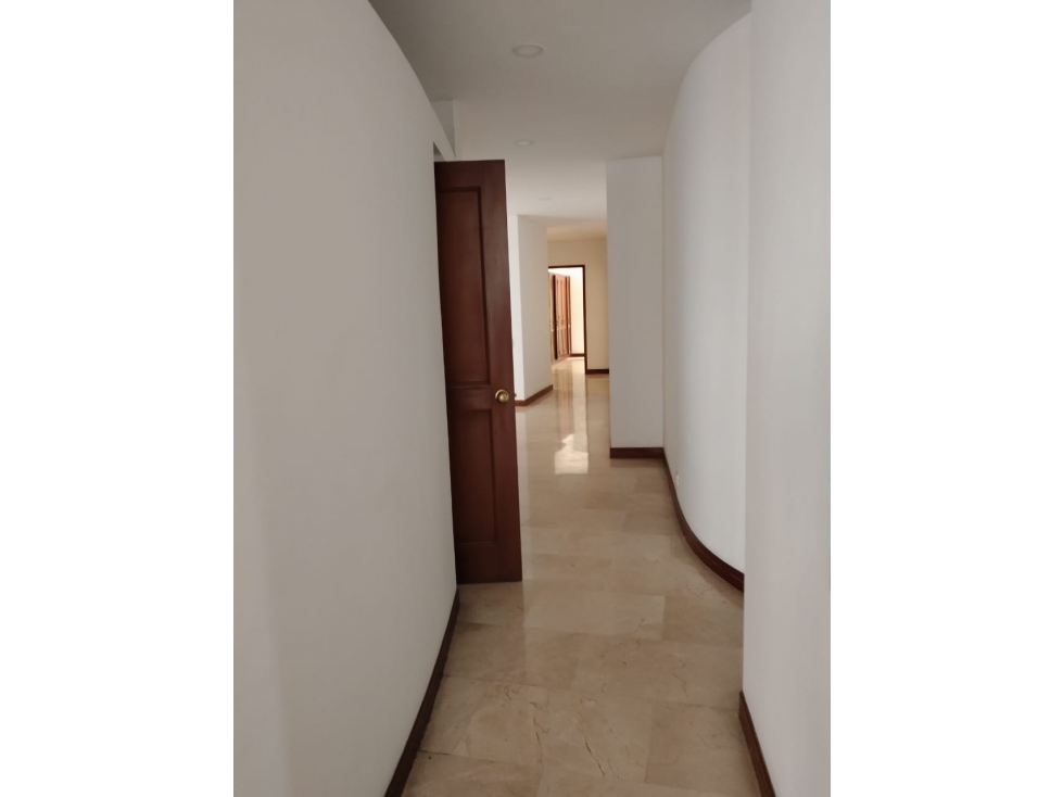 VENTA APARTAMENTO SANTA TERESITA CALI W9486358EL — foto 3