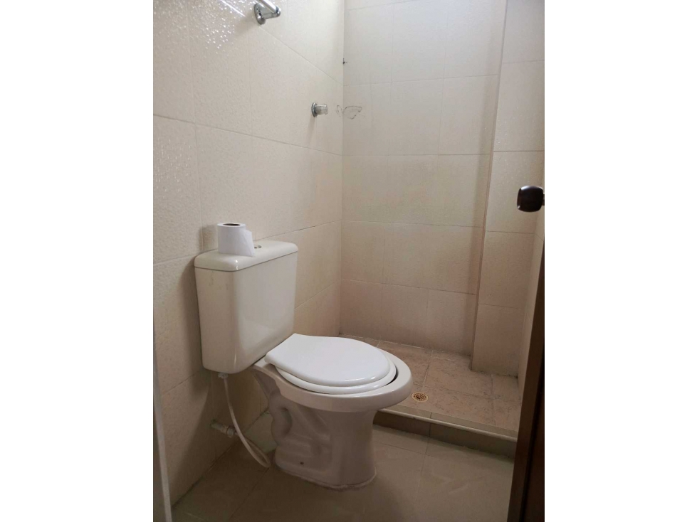 VENDO APARTAESTUDIO 3ER PISO S/A DIAGONAL A LA USACA LJ 9780968 — foto 6
