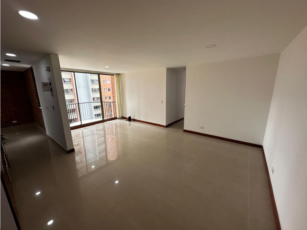 VENDO APARTAMENTO EN ITAGUI, PARQUES DE SANTA CATALINA