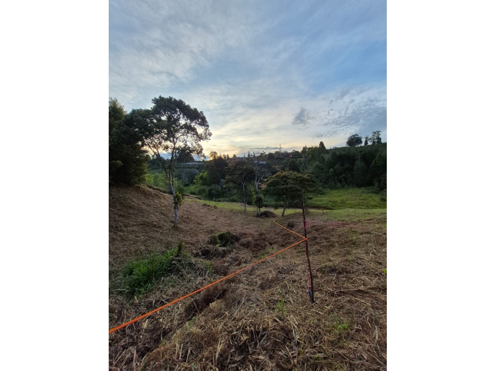 VENDO LOTES EN GUARNE VEREDA HOJAS ANCHAS