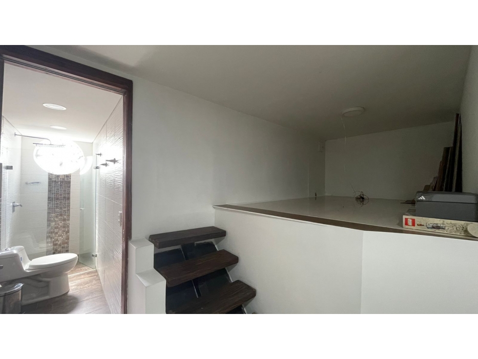 Venta de Casa Moderna de 2 Pisos en Itagüí Barrio Triana