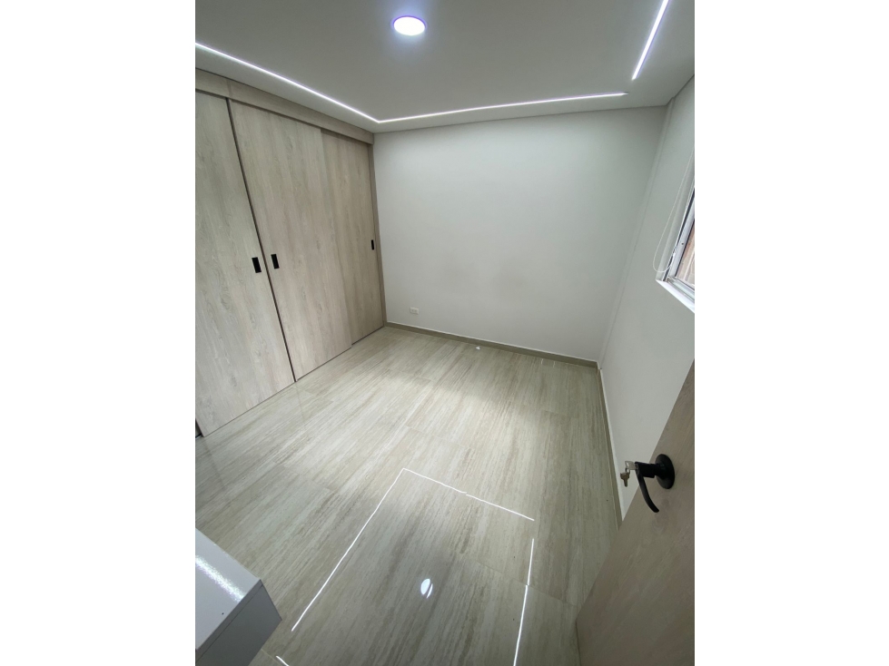 ESPECTACULAR APARTAMENTO MODERNO EN VENTA - CALAZANZ