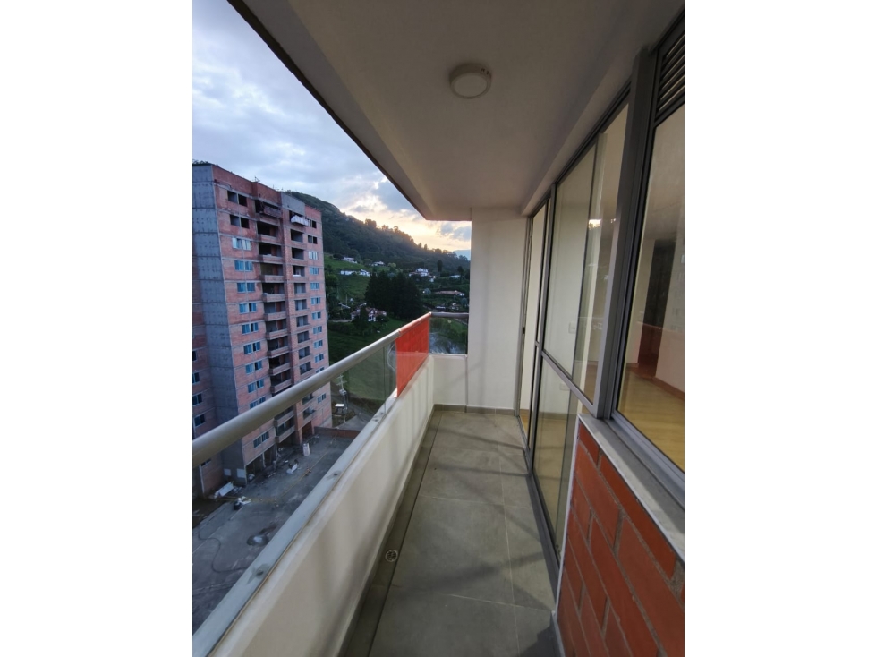 VENDO APARTAMENTO EN ENVIGADO SECTOR LAS ANTILLA. URB FORESTA — foto 5