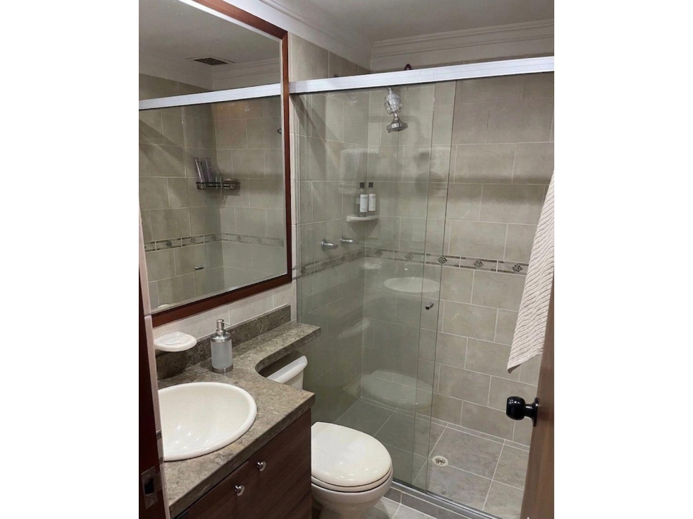 APARTAMENTO MODERNO EN VENTA LAURELES — foto 2