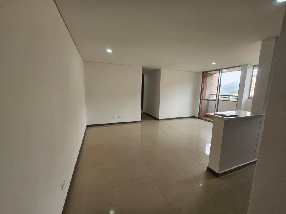 Lindo apartamento en el sector de Ditaires, Itagui cod. 190626-01 — foto 2