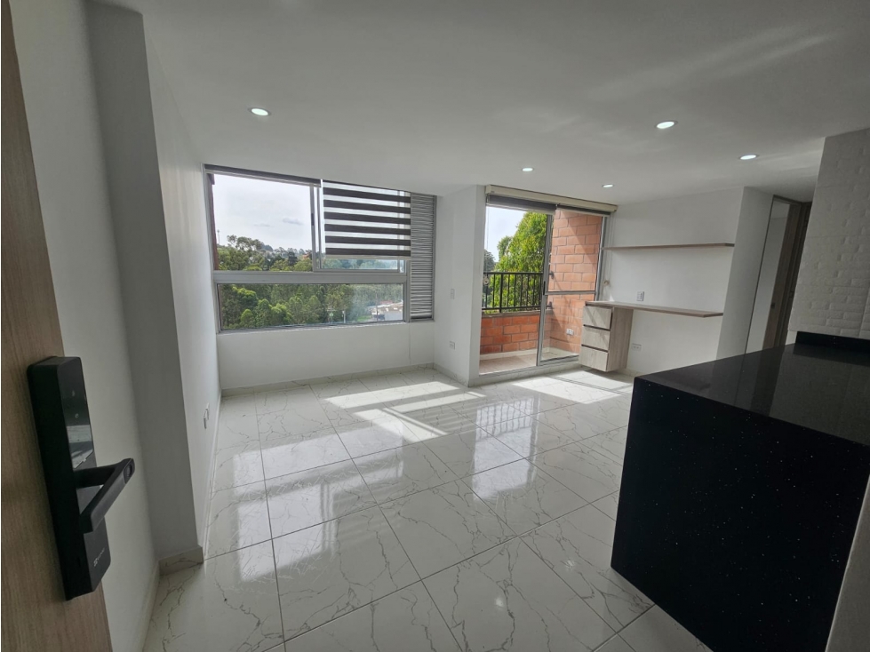 Apartamento Moderno Sector el Tranvía Rionegro 010726-01