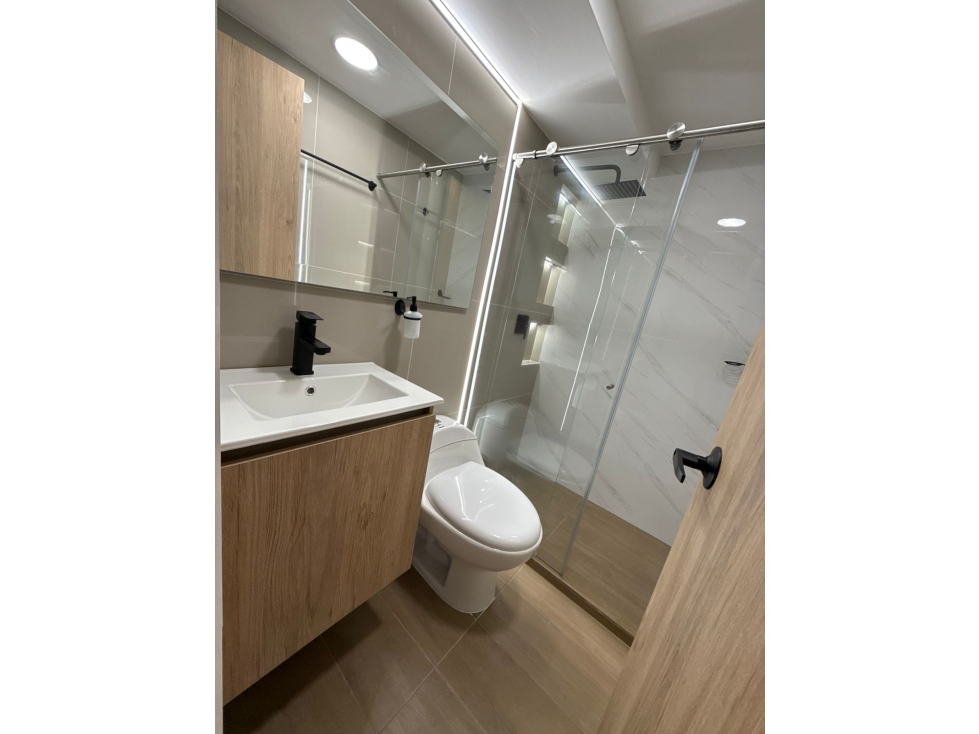 APARTAMENTO PARA ESTRENAR EN SABANETA LOMA SAN JOSÉ — foto 3