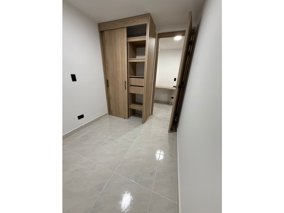 APARTAMENTO PARA ESTRENAR EN SABANETA LOMA SAN JOSÉ — foto 4