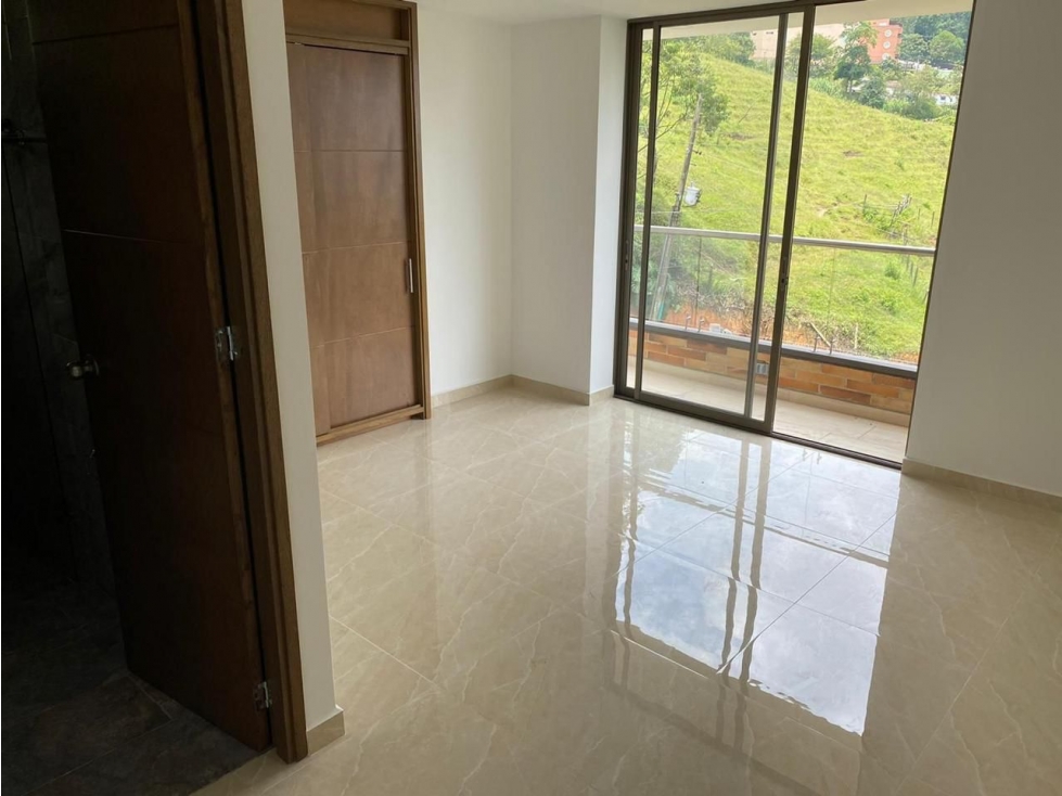 APARTAMENTO EN VENTA EN SABANETA SECTOR EL CARMELO — foto 2