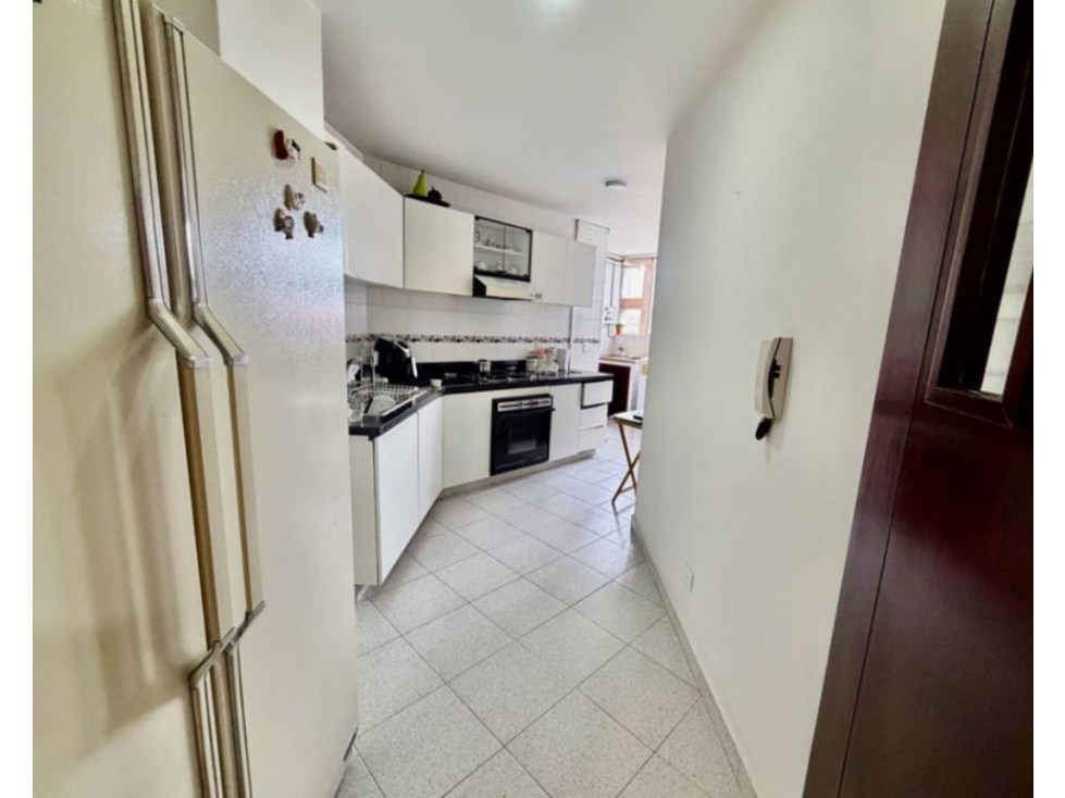VENDO APARTAMENTO EN LAURELES CERCA AL PRIMER PARQUE — foto 5