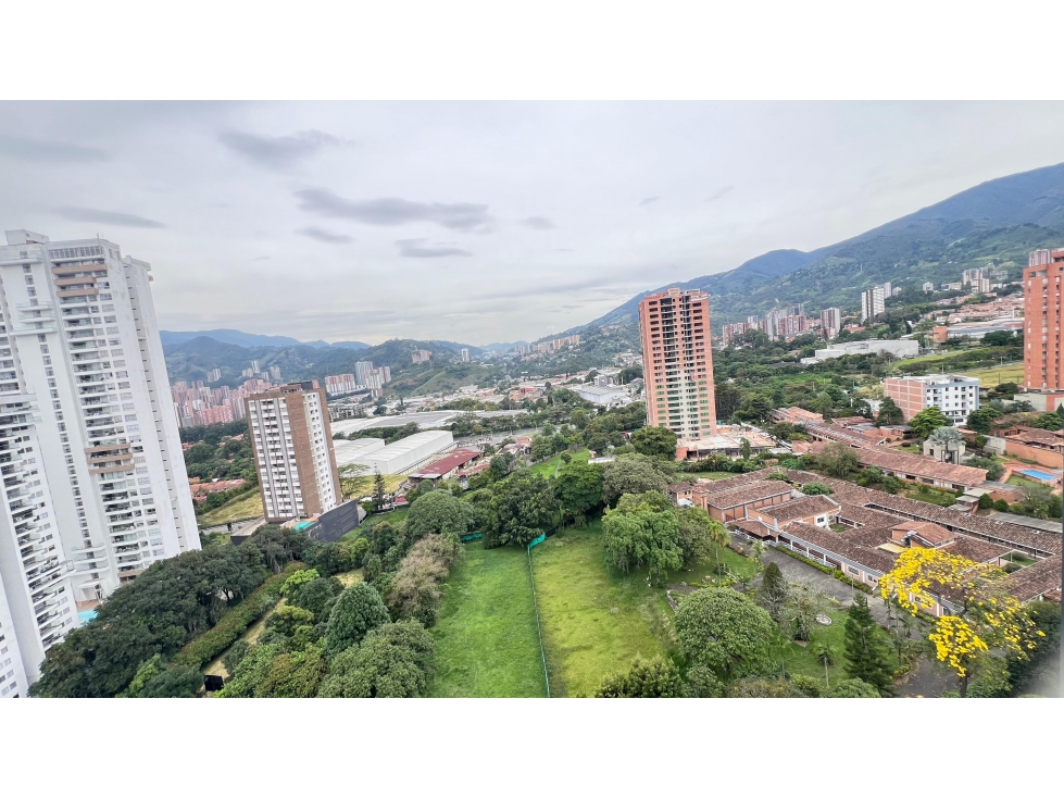 SURAMERICA 97 METROS PISO ALTO — foto 6