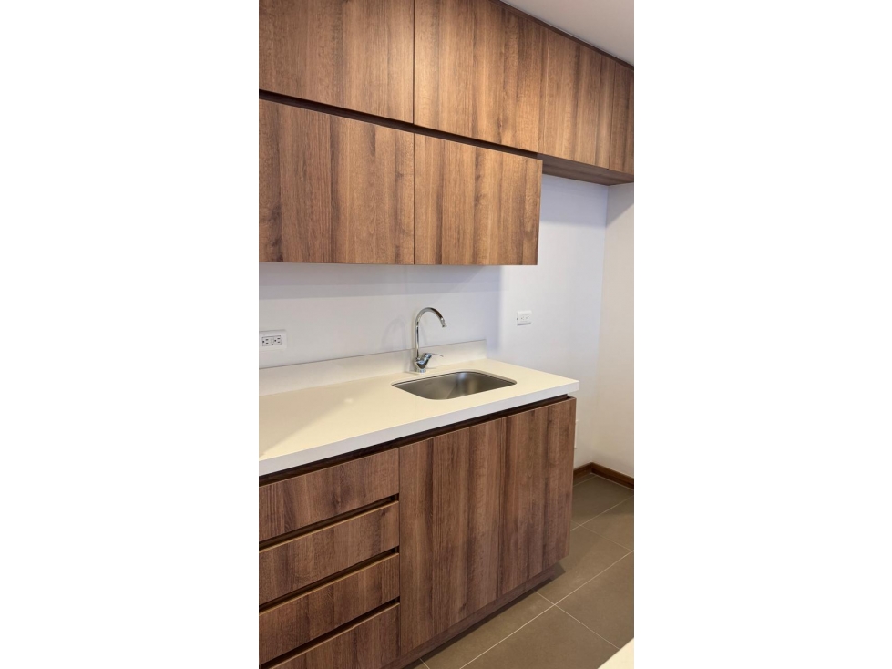 APARTAMENTO EN EL TRIANÓN ENVIGADO — foto 4