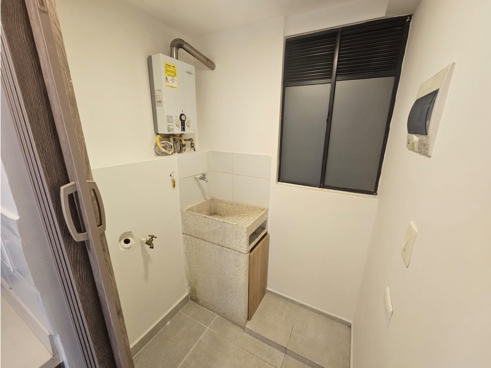 Apartamento Rodeado de Naturaleza en la Ciudad Rionegro Cod.060726-01 — foto 4