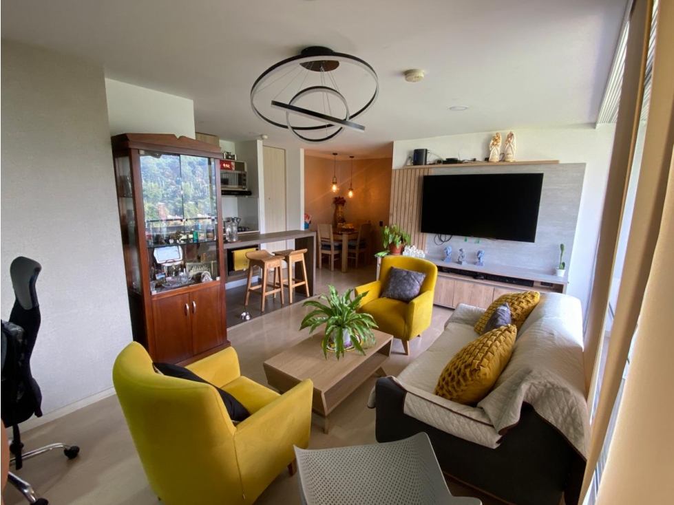 COMPRA ESTE AMPLIO APARTAMENTO SECTOR LA ALDEA
