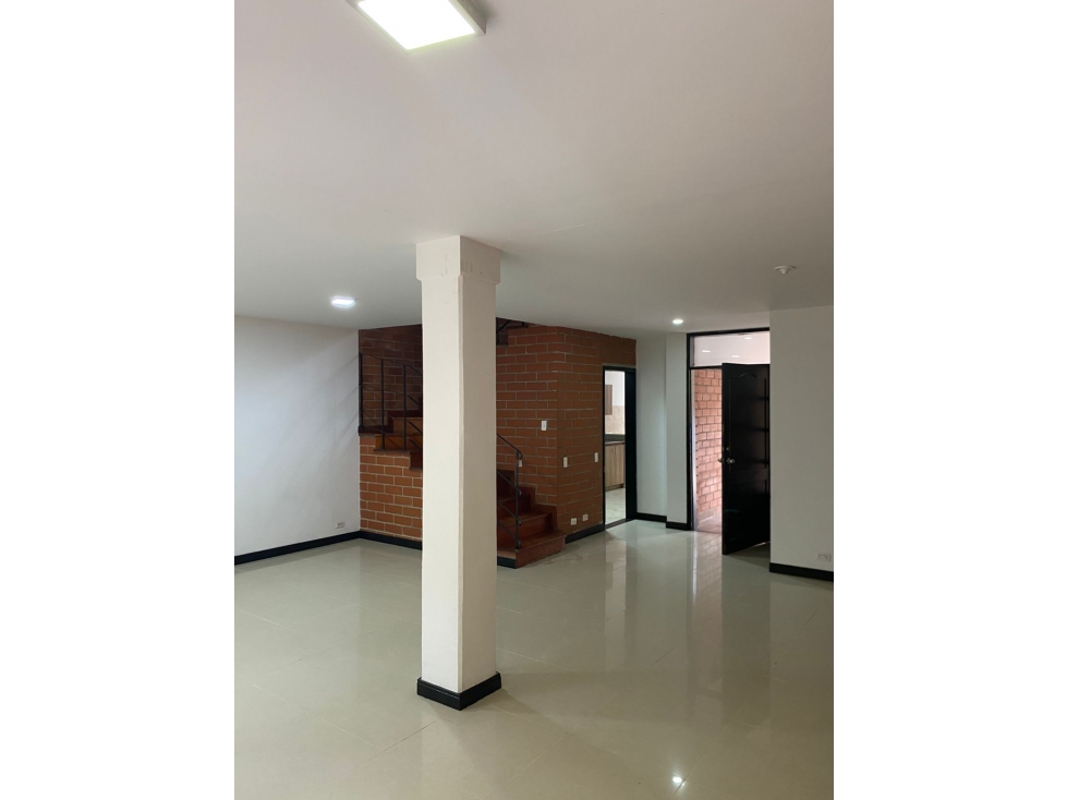 COMPRA ESTA HERMOSA CASA EN VENTA EN SURAMERICA MUY PRIVADA — foto 4