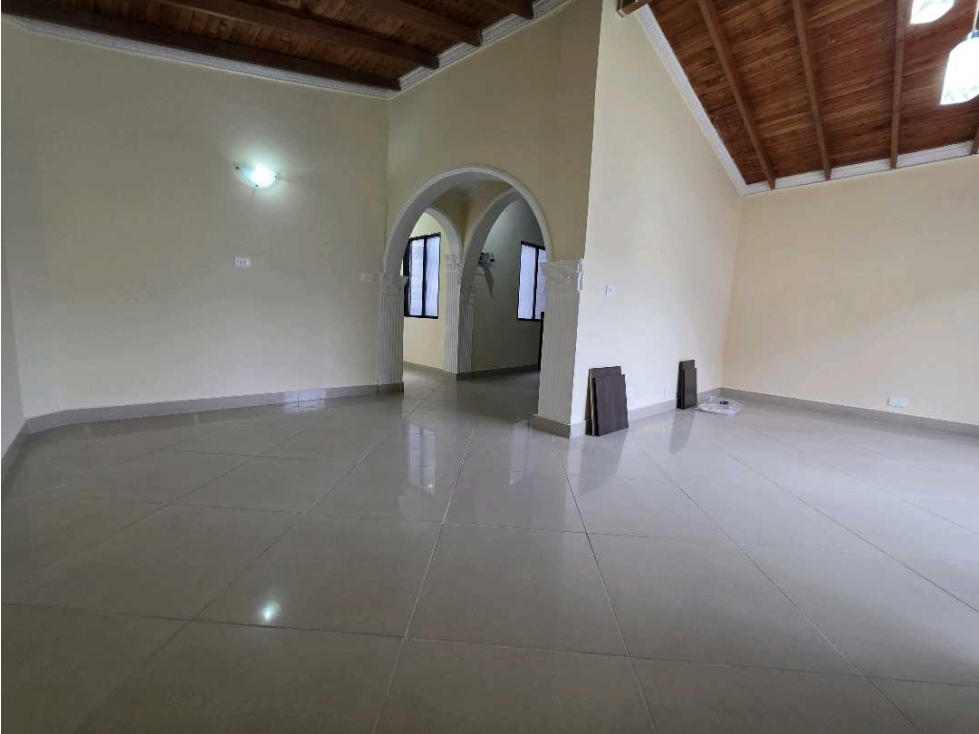 DÚPLEX EN LA ESTRELLA · TERRAZA PROPIA · POTENCIAL DE PERSONALIZACIÓN — foto 2