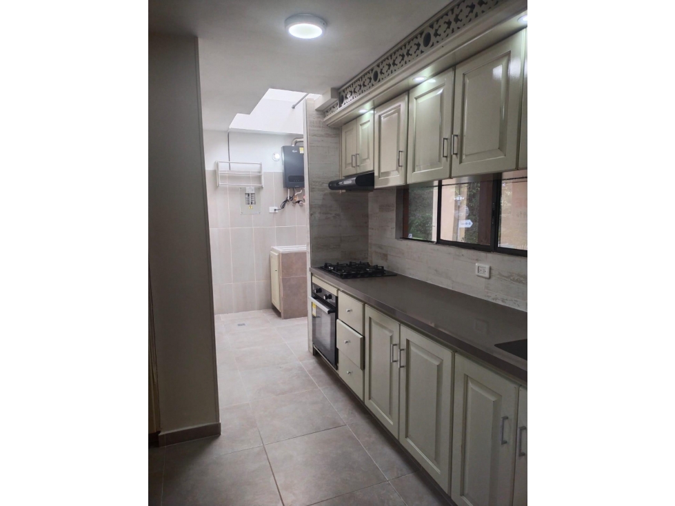 HERMOSA CASA ESQUINERA EN VENTA EN SUPER UBICACION — foto 5