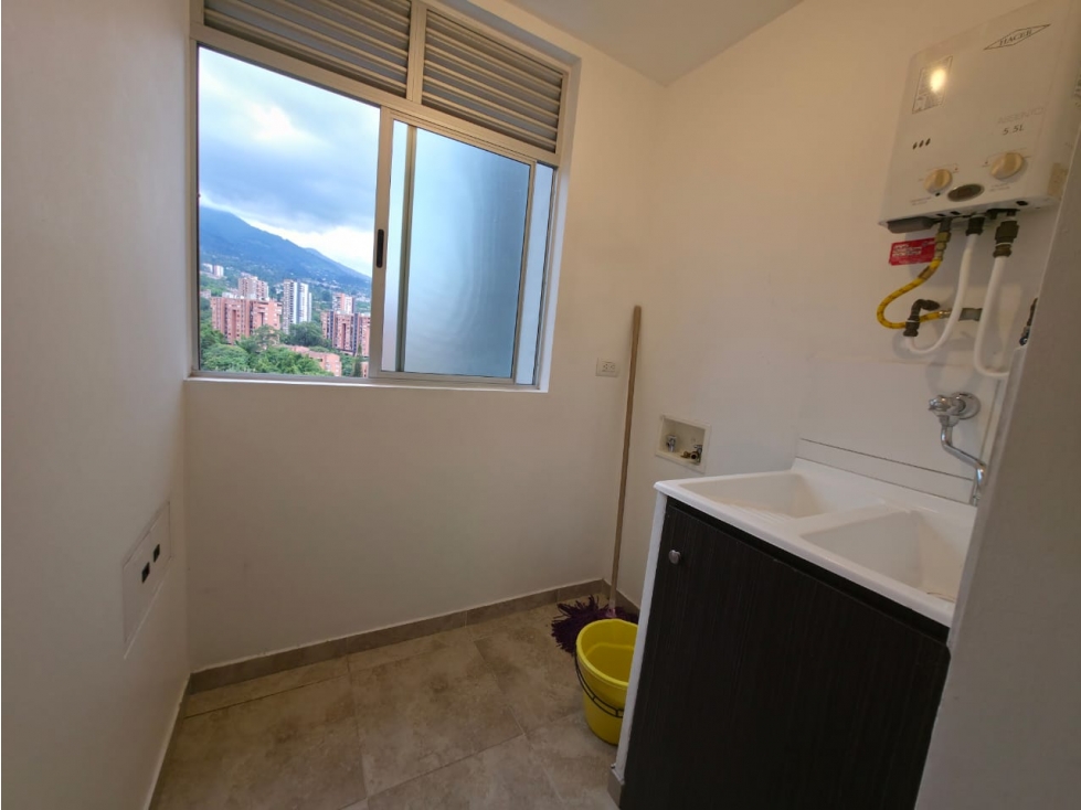 ESPACIOSO APARTAMENTO EN SURAMERICA UNIDAD COMPLETA — foto 5