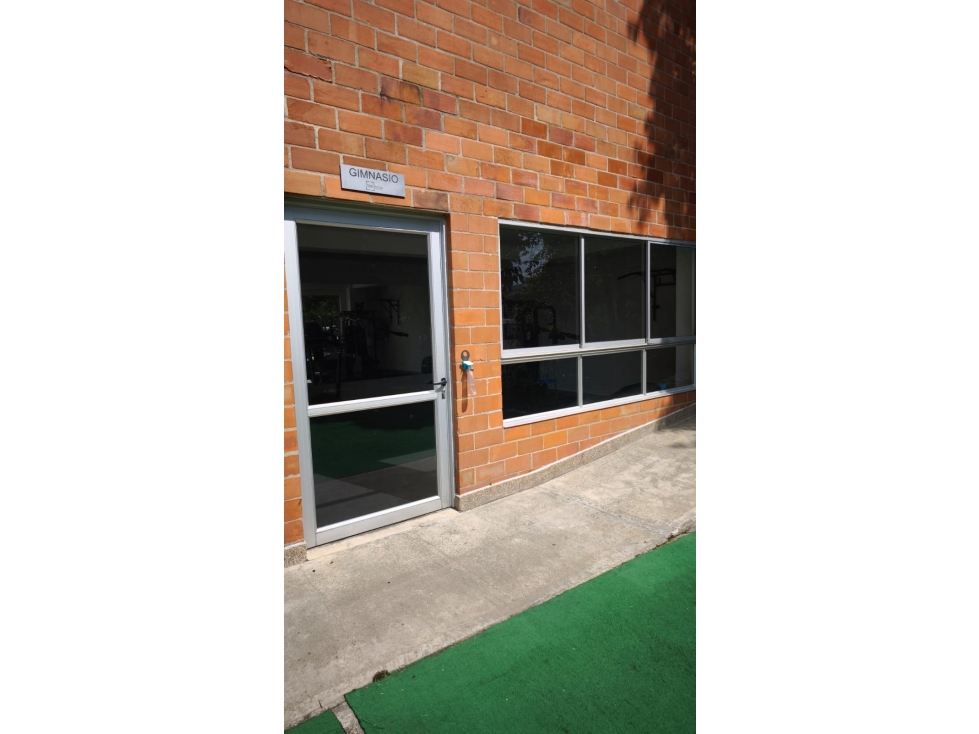 OPORTUNIDAD EN ENVIGADO - Piso Alto con Excelente Ubicación — foto 6