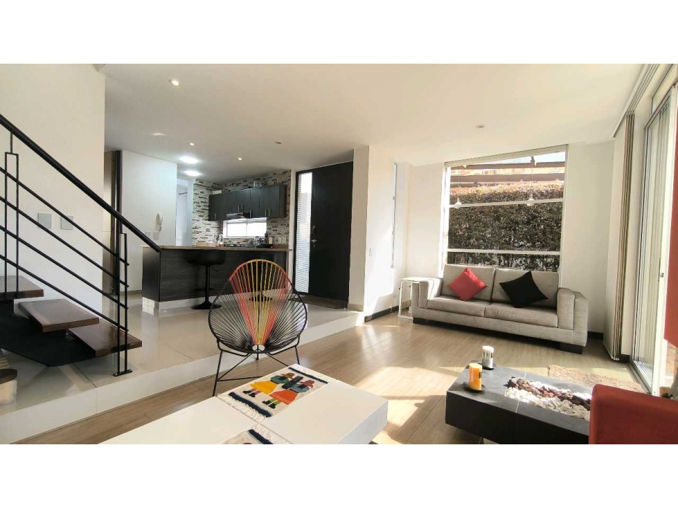 CASA EN VENTA CHIA - FONQUETA 120 M / LOTE 220 M / 4 ALCOBAS — foto 3