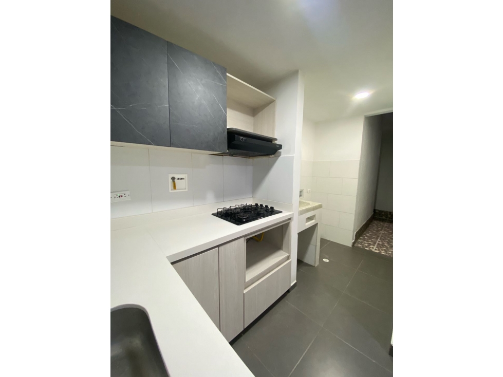 SE VENDE APARTAMENTO EN SABANETA- 52 m2 interno