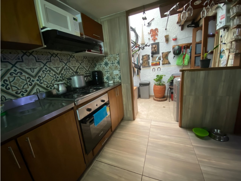 EN VENTA CASA - UNIFAMILIAR - PRADOS DE SABANETA