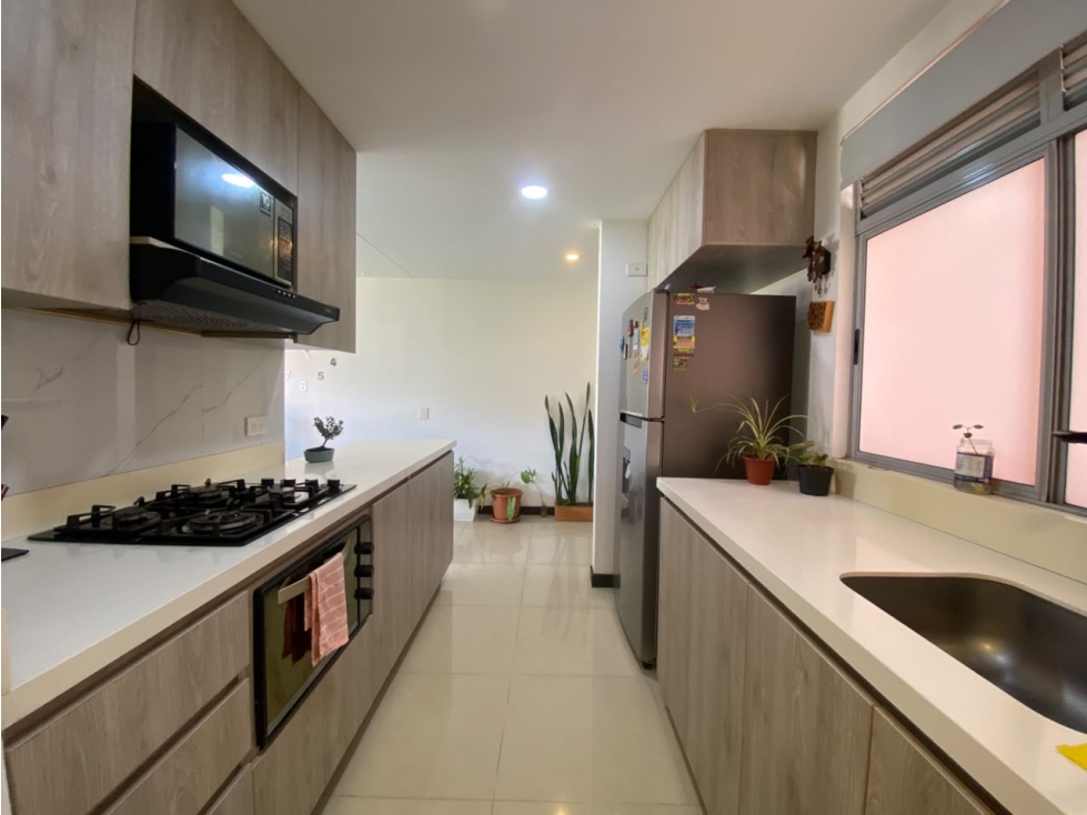 APARTAMENTO EN SABANETA - UNIDAD COMPLETA - SECTOR PLANO. — foto 3