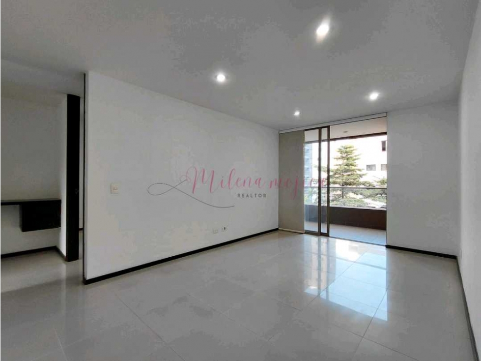 APARTAMENTO EN VENTA CONQUISTADORES — foto 2