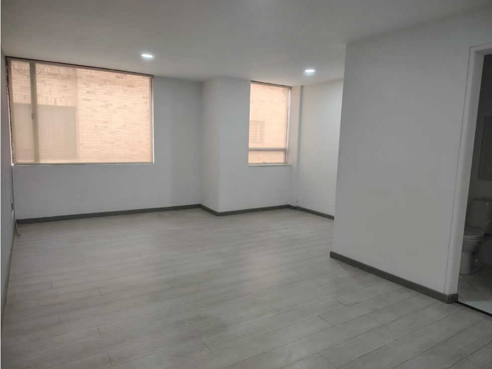Oficina en Vender en Bogotá D.C. — foto 4
