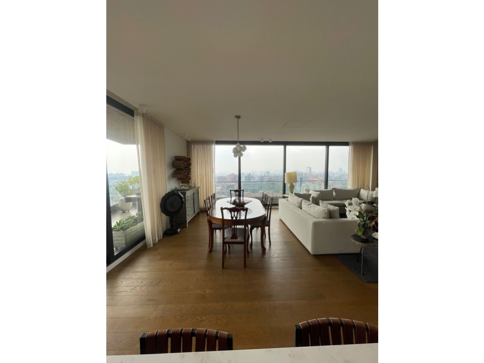 UNA RESIDENCIA EXTRAORDINARIA EN EL CORAZÓN MÁS EXCLUSIVO DE BOGOTÁ — foto 6