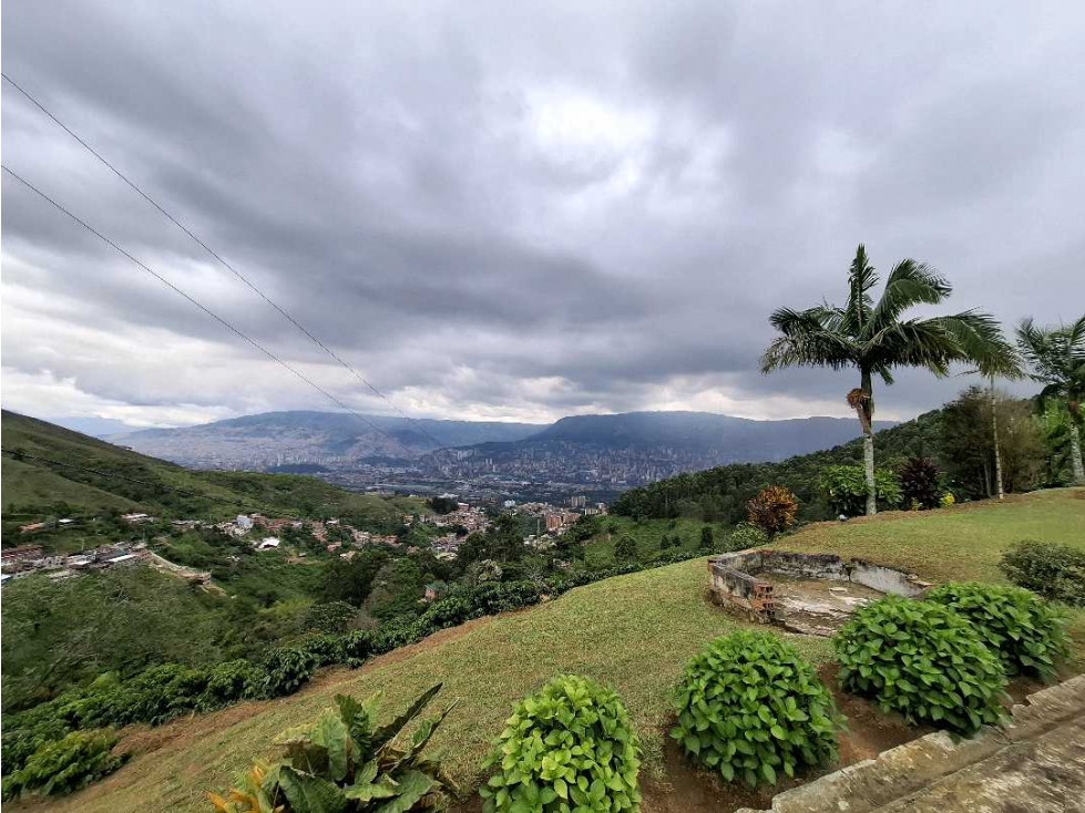 Finca Casa lote con vista a Medellin vereda Jardin